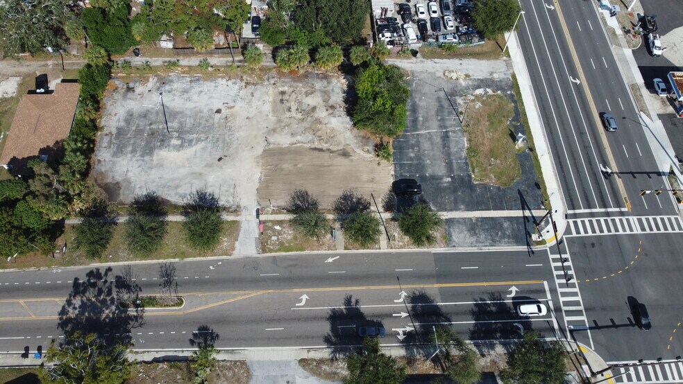 3419 18th Ave S, Saint Petersburg, FL à louer - Photo principale – Image 1 sur 6
