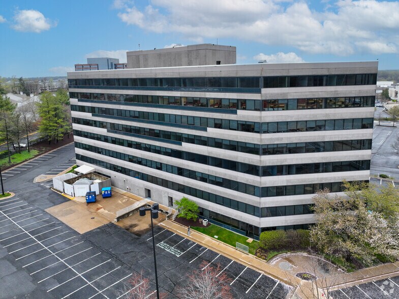 12015 US 50, Fairfax, VA à louer - Photo de l’immeuble – Image 3 sur 5