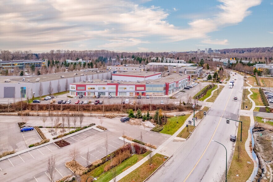 5108-5118 N Fraser Way, Burnaby, BC à louer - Photo de l’immeuble – Image 2 sur 6