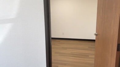 24002 Via Fabricante, Mission Viejo, CA à louer - Vidéo sur l’annonce professionnelle 