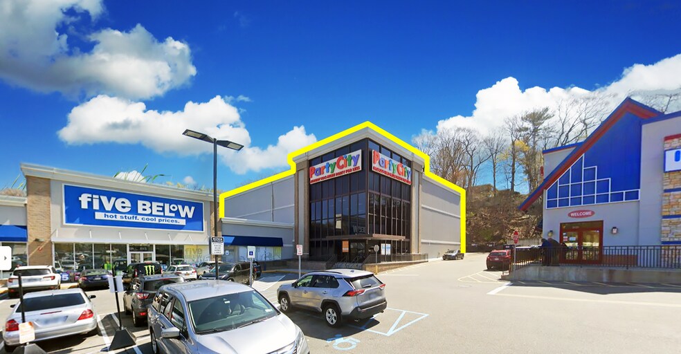 2550 Central Park Ave, Yonkers, NY à louer - Photo de l’immeuble – Image 1 sur 7