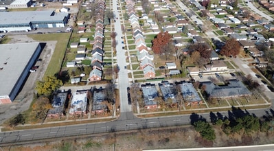 15405 E 11 Mile Rd, Roseville, MI - VUE AÉRIENNE vue de carte - Image1