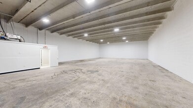 5501-5595 NW 72nd Ave, Miami, FL à louer Photo intérieure– Image 2 sur 5