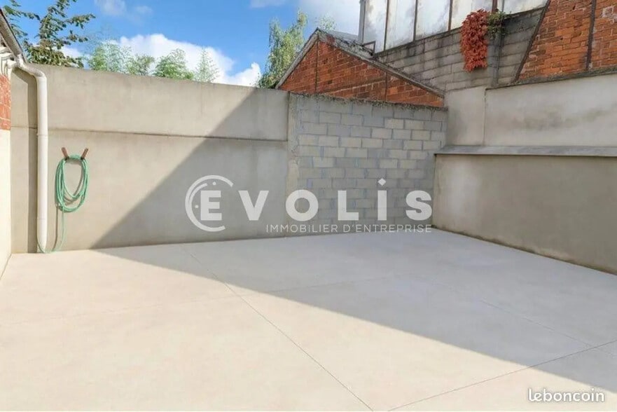 Bureau dans Gentilly à louer - Photo de l’immeuble – Image 2 sur 3