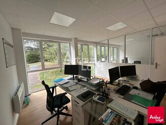 Plus de détails pour Bureau à louer