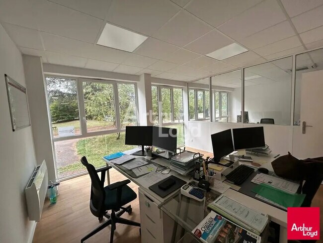 Plus de détails pour Bureau à louer