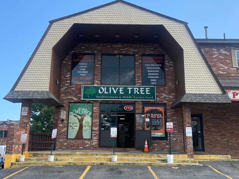 1270 Westford St, Lowell, MA à louer - Photo de l’immeuble – Image 2 sur 6