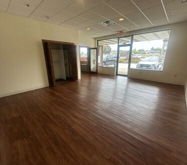 3813-3833 S 108th St, Greenfield, WI à louer Photo intérieure– Image 1 sur 4