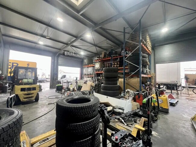Plus de détails pour Industriel/Logistique à vendre