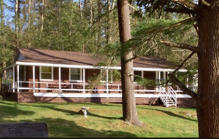 238 Lakeview Drive Rd, Highland Lake, NY à vendre - Photo de l’immeuble – Image 3 sur 7