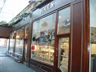 Plus de détails pour 111-119 High St, Ayr - Local commercial à louer