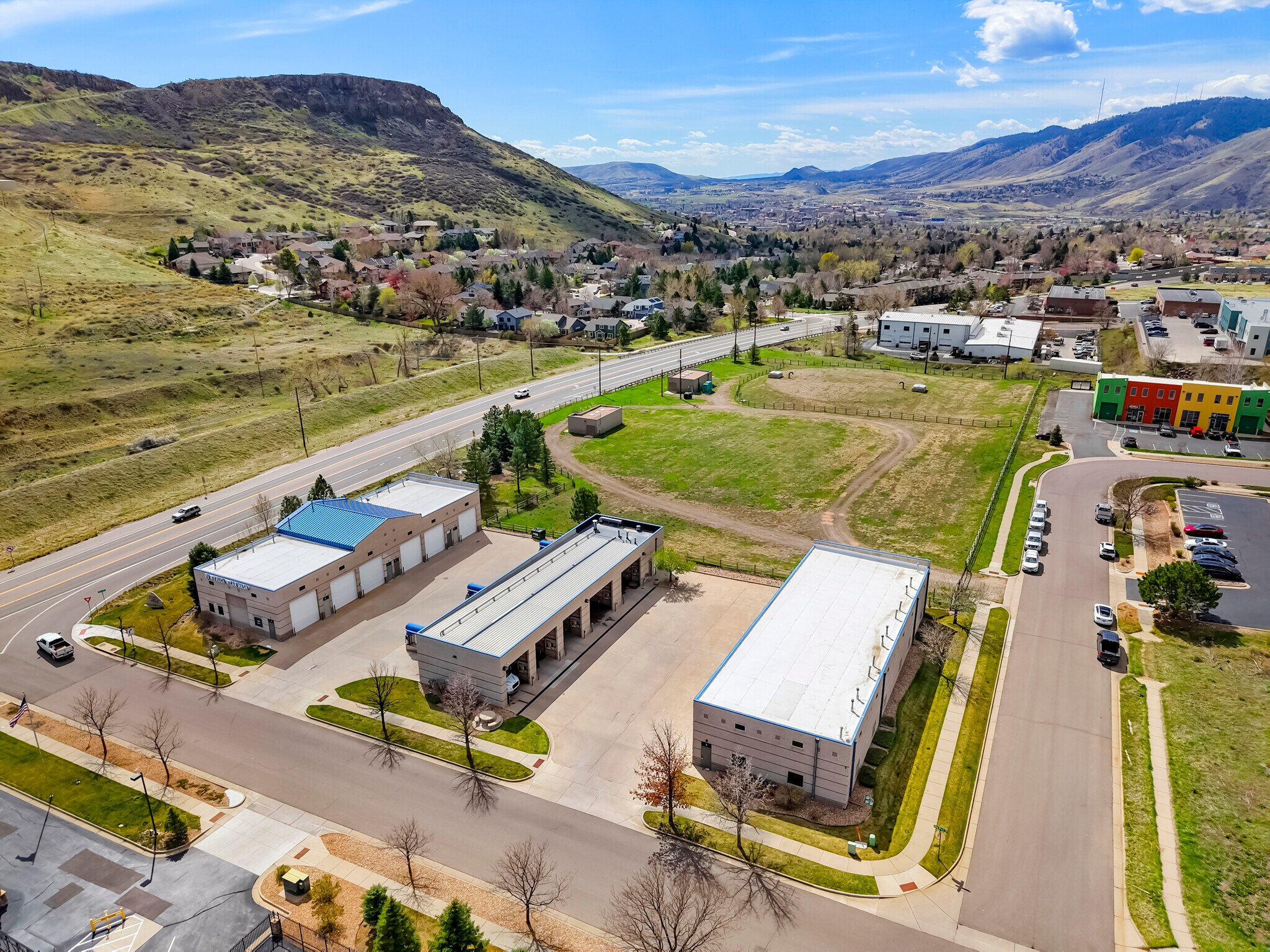733 Hogback Dr, Golden, CO à vendre Photo de l’immeuble– Image 1 sur 27