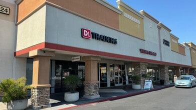 380-446 Harding Blvd, Roseville, CA à louer Photo intérieure– Image 2 sur 3