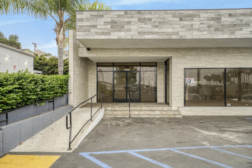 29413 S Western Ave, Rancho Palos Verdes, CA à louer - Photo de l’immeuble – Image 3 sur 27