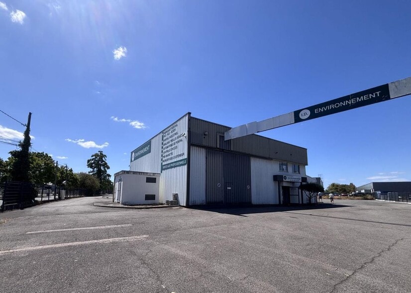 8 Route Du Plessis Bouchet, Saint-Herblain à louer - Photo de l’immeuble – Image 1 sur 11