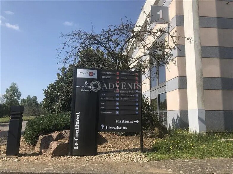 Bureau dans Saint-Quentin-Fallavier à louer - Photo de l’immeuble – Image 1 sur 8