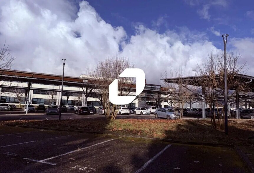 Avenue De L'Europe, Montbonnot-Saint-Martin à louer - Photo de l’immeuble – Image 3 sur 6