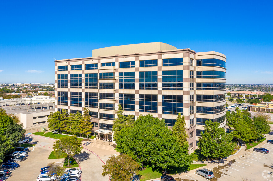 7701 Las Colinas Rdg, Irving, TX à louer - Photo de l’immeuble – Image 1 sur 5