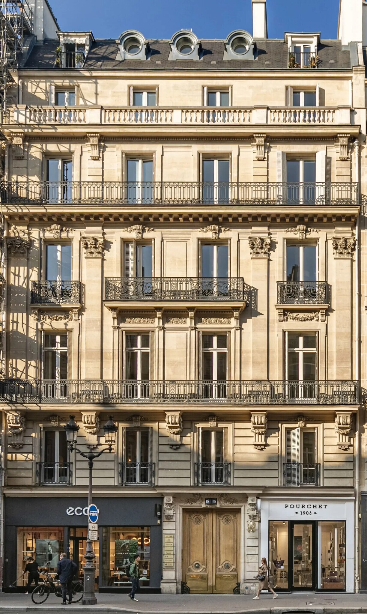 Bureau dans Paris à louer Photo de l’immeuble– Image 1 sur 3