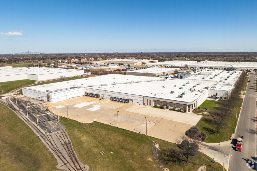 5750 W 118th St, Alsip, IL à louer - Photo de l’immeuble – Image 1 sur 14