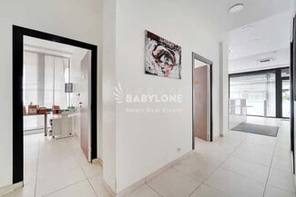 Plus de détails pour Local commercial à louer