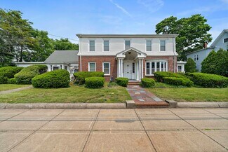 Plus de détails pour 649 N Main St, Brockton, MA - Bureau à vendre