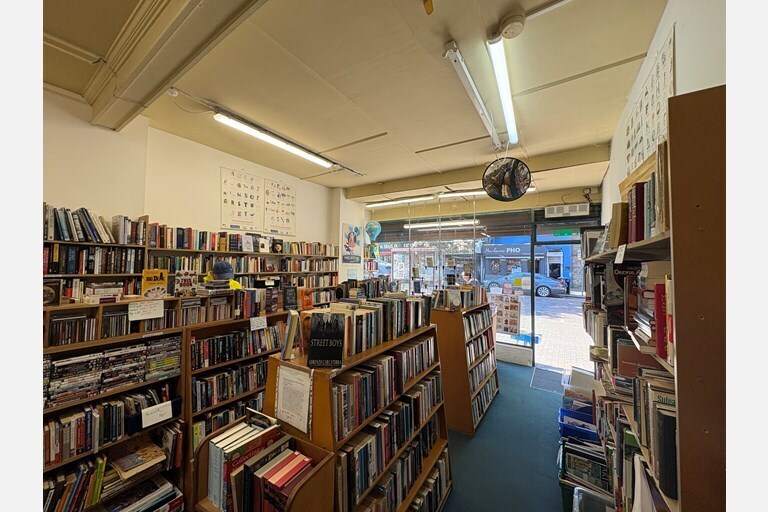 24 Botanic Av, Belfast à louer - Photo de l’immeuble – Image 3 sur 7