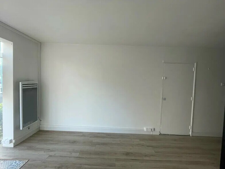Bureau dans Vannes à louer - Photo de l’immeuble – Image 2 sur 3
