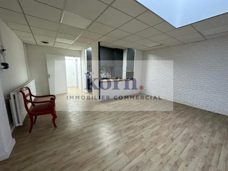 Local commercial dans Levallois-Perret à louer - Photo intérieure – Image 2 sur 8