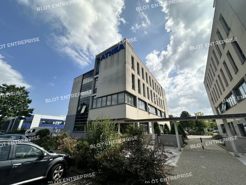 Bureau dans Rennes à louer - Photo de l’immeuble – Image 1 sur 6