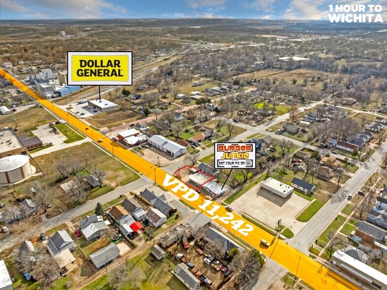609 W Madison Ave, Arkansas City, KS à vendre - Aérien – Image 3 sur 5