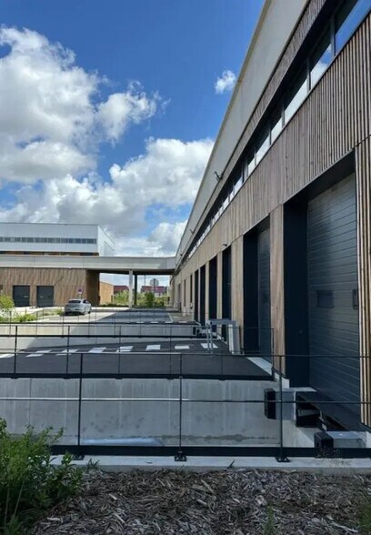 dans Tremblay-en-France à vendre - Photo de l’immeuble – Image 1 sur 1