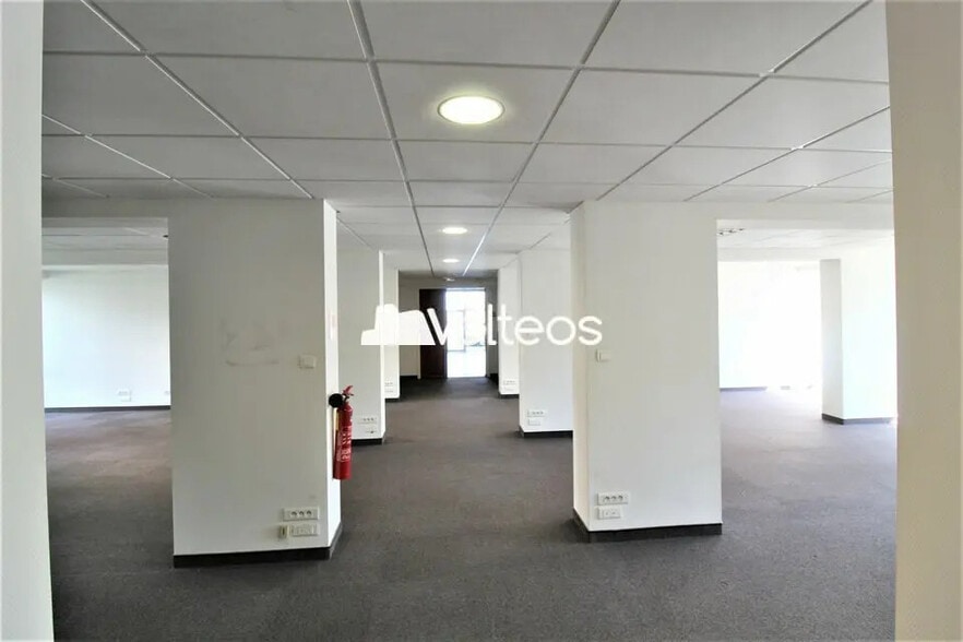 8 Avenue Yves Brunaud, Colomiers à vendre - Photo de l’immeuble – Image 3 sur 14