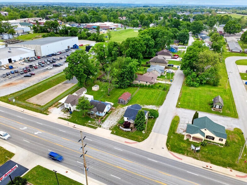 214 W Mount Vernon St, Nixa, MO à vendre - Aérien – Image 2 sur 4