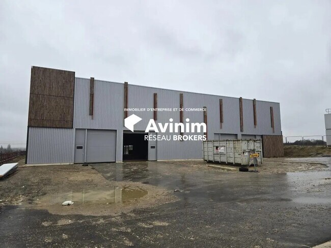 Plus de détails pour Industriel/Logistique à louer