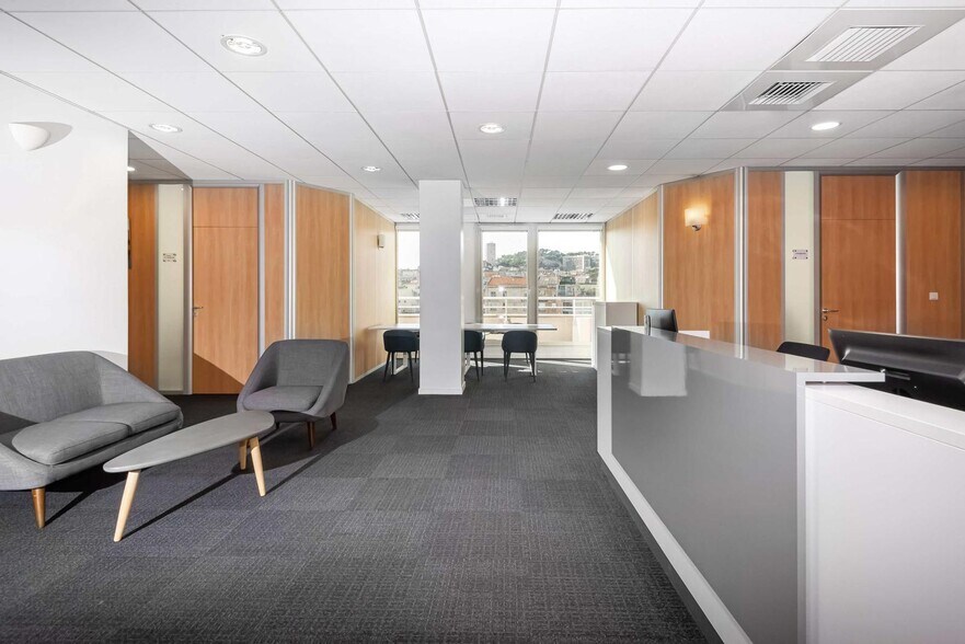 165 Avenue Du Prado, Marseille à louer - Photo intérieure – Image 3 sur 20