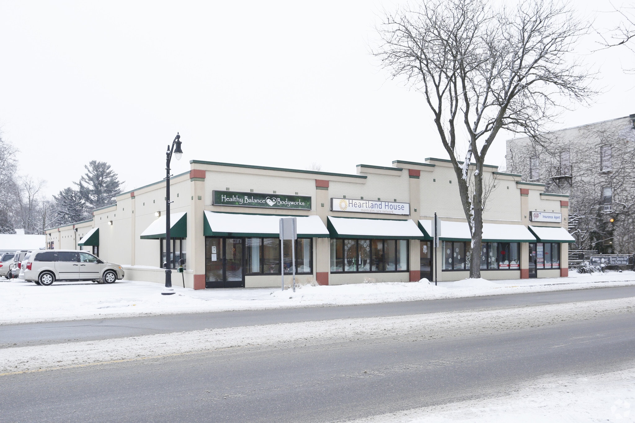108 N Lafayette St, Greenville, MI à louer Photo principale– Image 1 sur 3