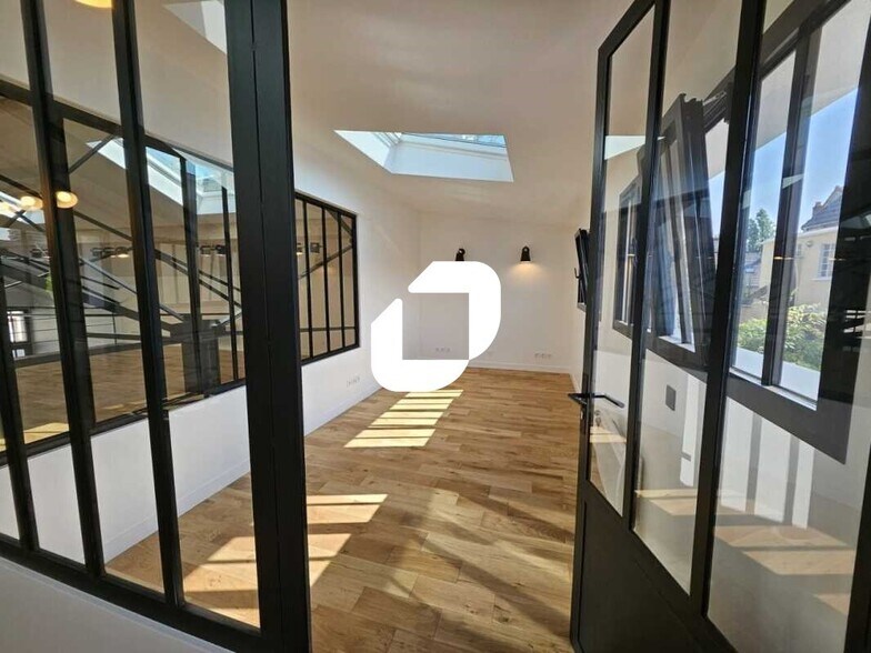 Bureau dans Arcueil à louer - Photo intérieure – Image 3 sur 18