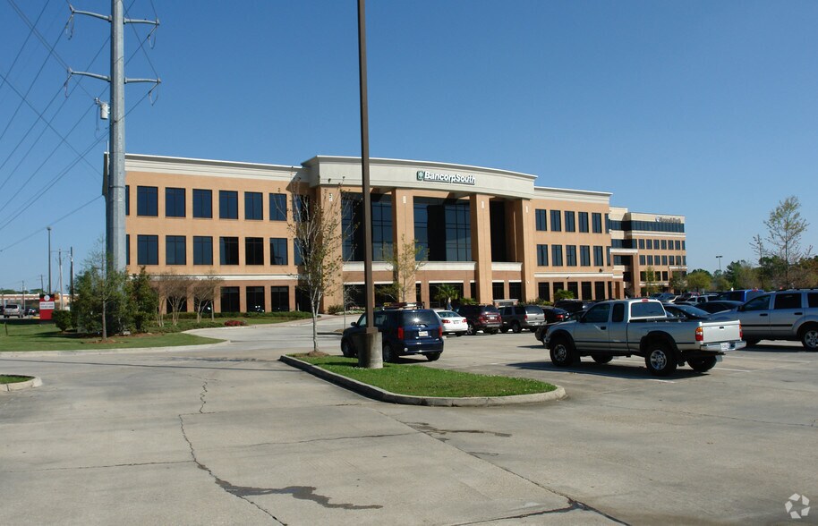 6100 Corporate Blvd, Baton Rouge, LA à louer - Photo de l’immeuble – Image 2 sur 4