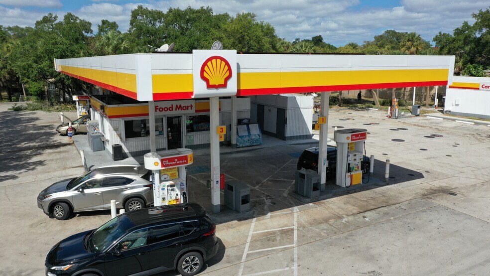 301 W Hillsboro Blvd, Deerfield Beach, FL à vendre - Photo de l’immeuble – Image 2 sur 5