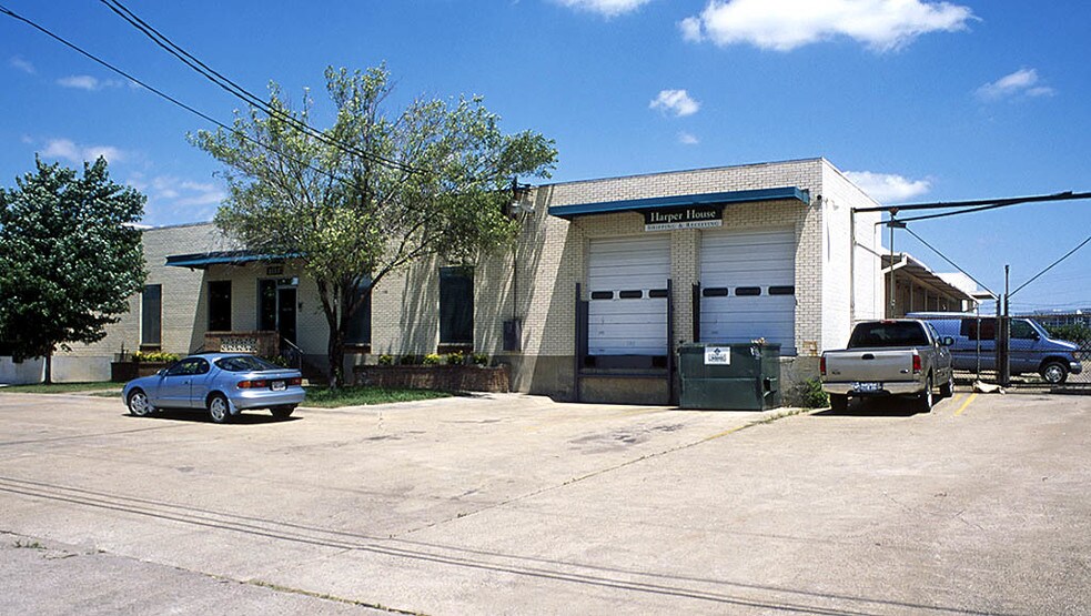 1153 Quaker St, Dallas, TX à vendre - Photo de l’immeuble – Image 2 sur 4