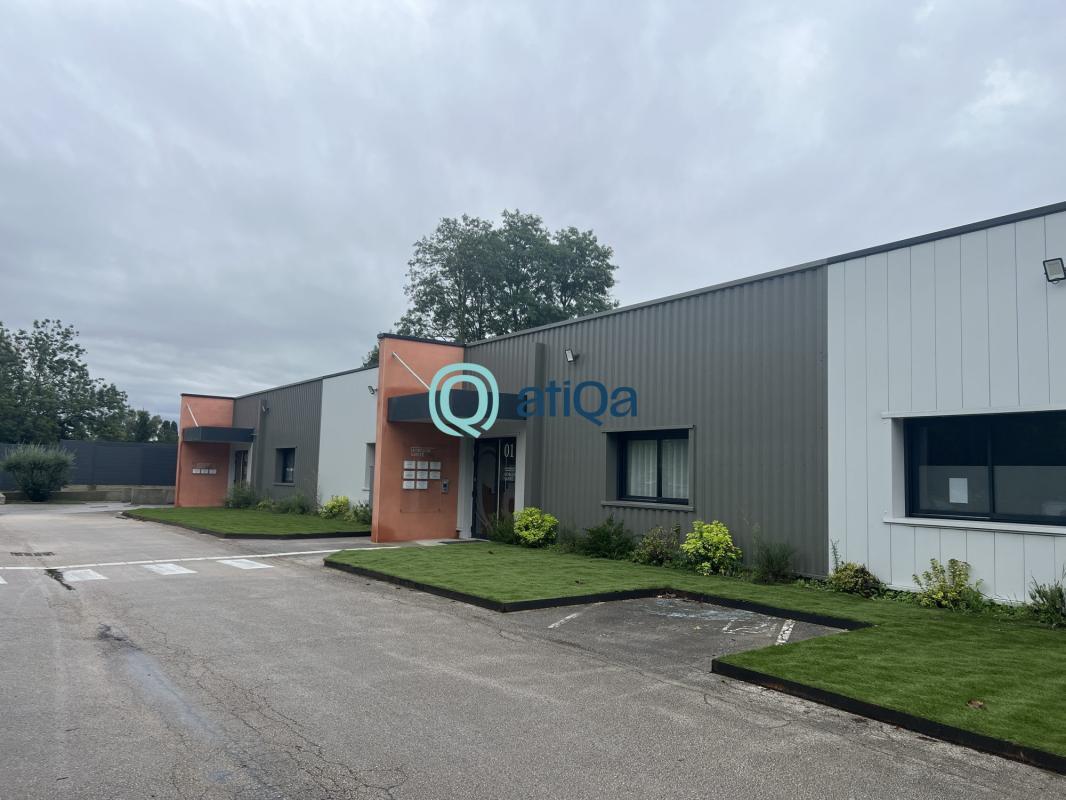 Bureaux/Médical dans Chalon-sur-Saône à louer Photo de l’immeuble– Image 1 sur 7