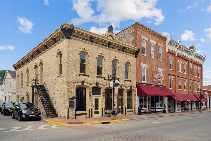 202-204 W Water St, Shullsburg, WI à vendre - Photo de l’immeuble – Image 2 sur 63
