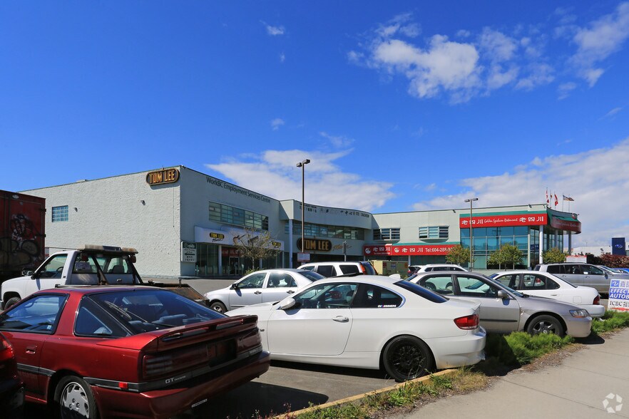 3631 No 3 Rd, Richmond, BC à vendre - Photo de l’immeuble – Image 3 sur 4