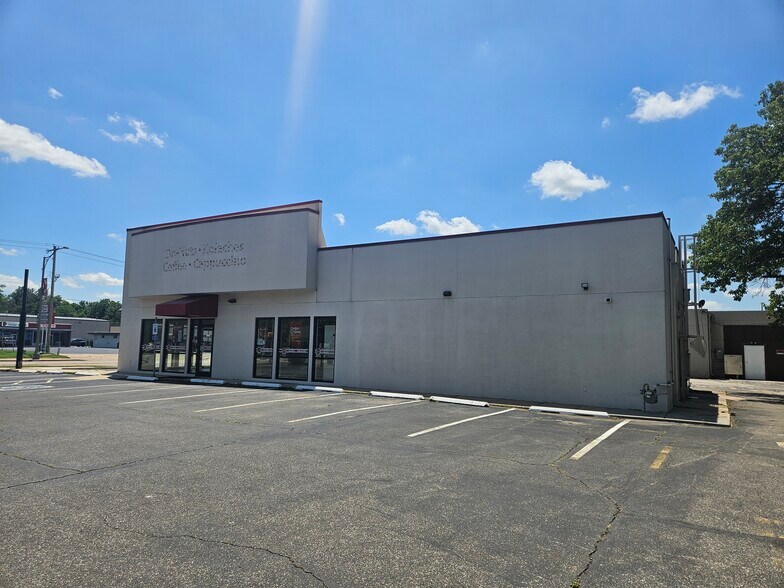 1805 W Main St, Norman, OK à louer - Photo de l’immeuble – Image 3 sur 9