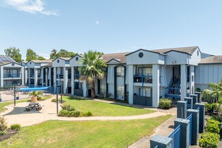 Plus de détails pour 3802 Nasa Rd, Seabrook, TX - Logement à vendre