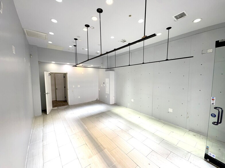 750-762 S Broadway, Los Angeles, CA à louer - Photo intérieure – Image 3 sur 57