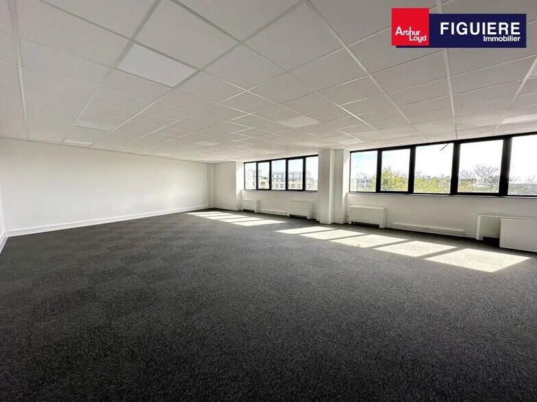 Bureau dans Aix-en-Provence à louer - Photo de l’immeuble – Image 2 sur 7