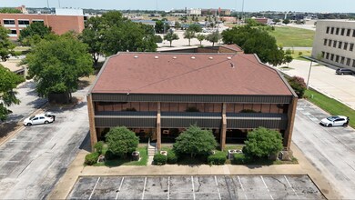 2275 Westpark Ct, Euless, TX à louer Photo de l’immeuble– Image 1 sur 2