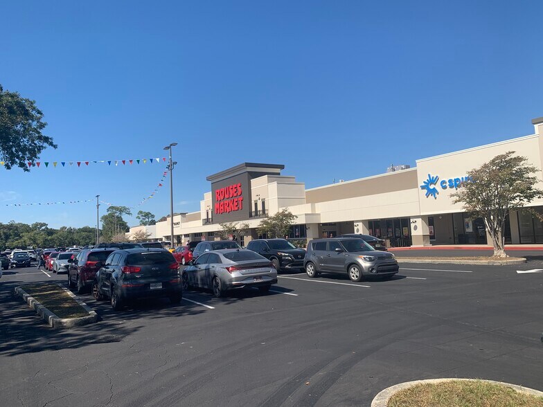 2384 Pass Rd, Biloxi, MS à louer - Photo de l’immeuble – Image 3 sur 6